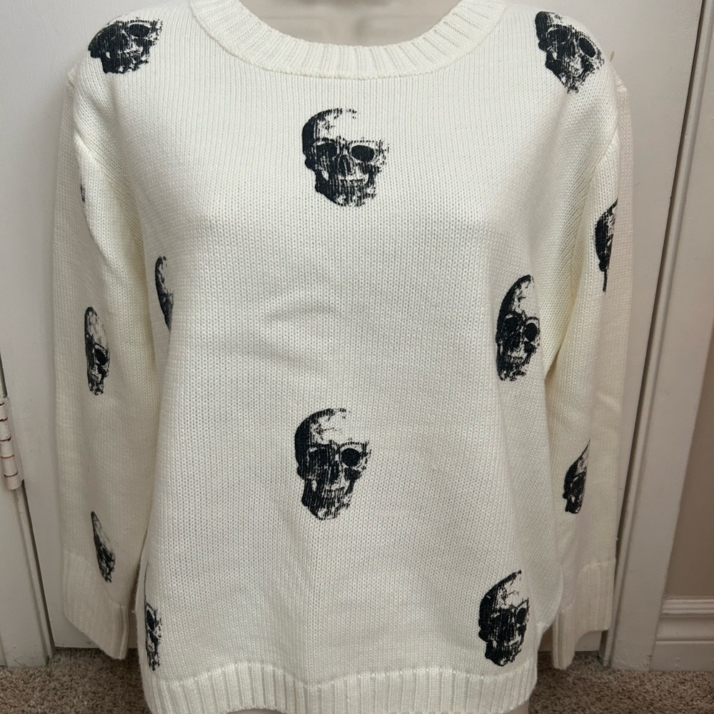 Last chance - Skull Sweater